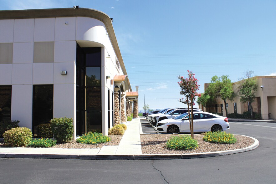More Photos Of 3975 S Durango Dr, Las Vegas Office For Sale
