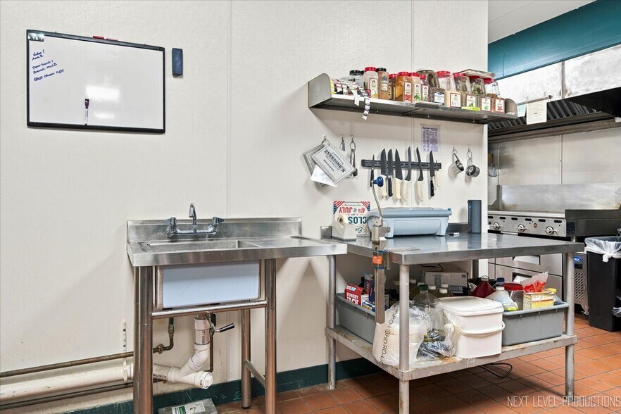 More Photos Of 227 W Wilson St, Batavia Restaurant For Sale