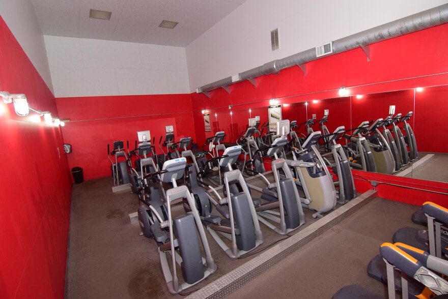 More Photos Of 1510-1520 Martin St, State College Sports And Entertainment For Lease