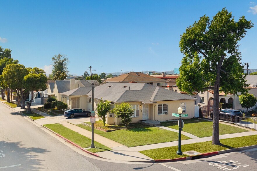 Primary Photo Of 1721 S 9th St, Alhambra Apartments For Sale