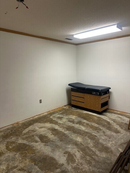 More Photos Of 4200 E North St, Greenville Office For Lease