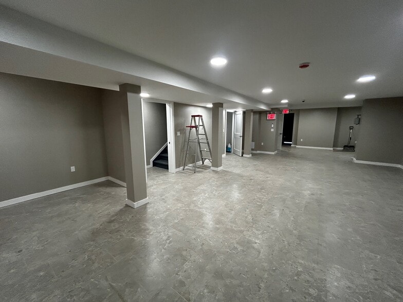 More Photos Of 1230 Bay St, Staten Island Storefront Retail Residential For Sale