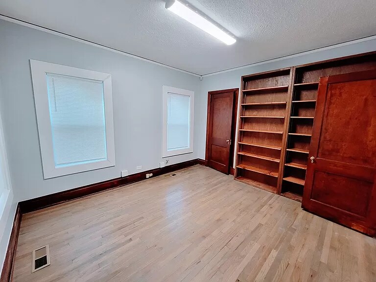 More Photos Of 1137 Dawson Rd, Albany Office Residential For Lease