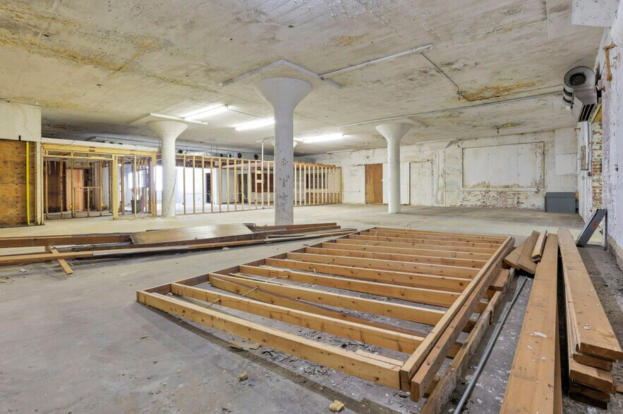 More Photos Of 435 N Elizabeth St, Lima Warehouse For Sale