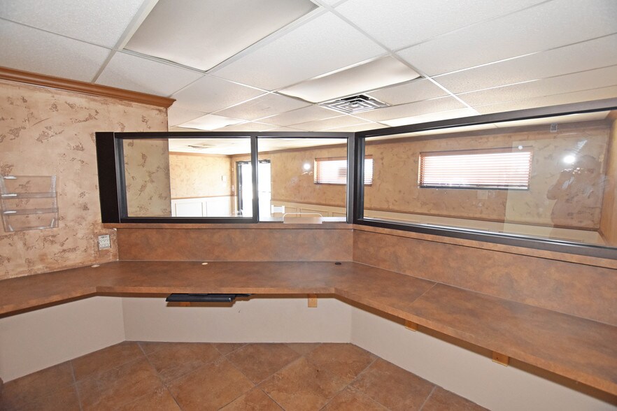 More Photos Of 5308 Andrews Hwy, Odessa Light Manufacturing For Sale