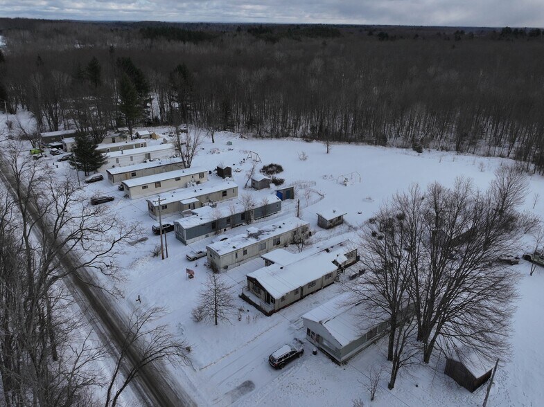 More Photos Of 42 Island Rd, Phoenix Multifamily For Sale