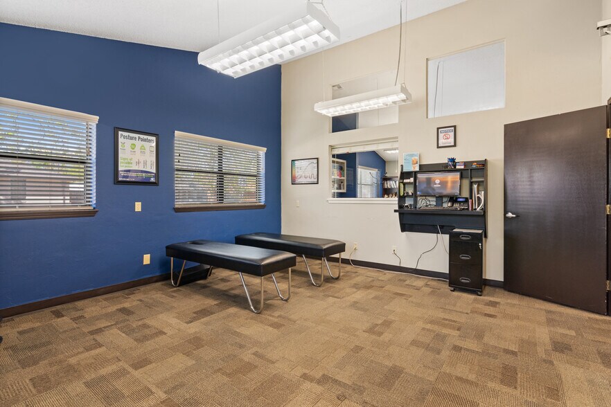 More Photos Of 4334 N Meridian Ave, Oklahoma City Office Residential For Sale