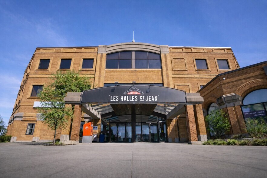 Primary Photo Of 145 Boul Saint-Joseph, St-Jean Office For Lease