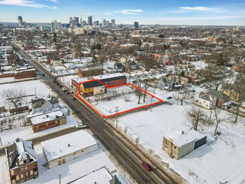 More Photos Of 1068-1072 E Livingston Ave, Columbus Storefront Retail Residential For Sale