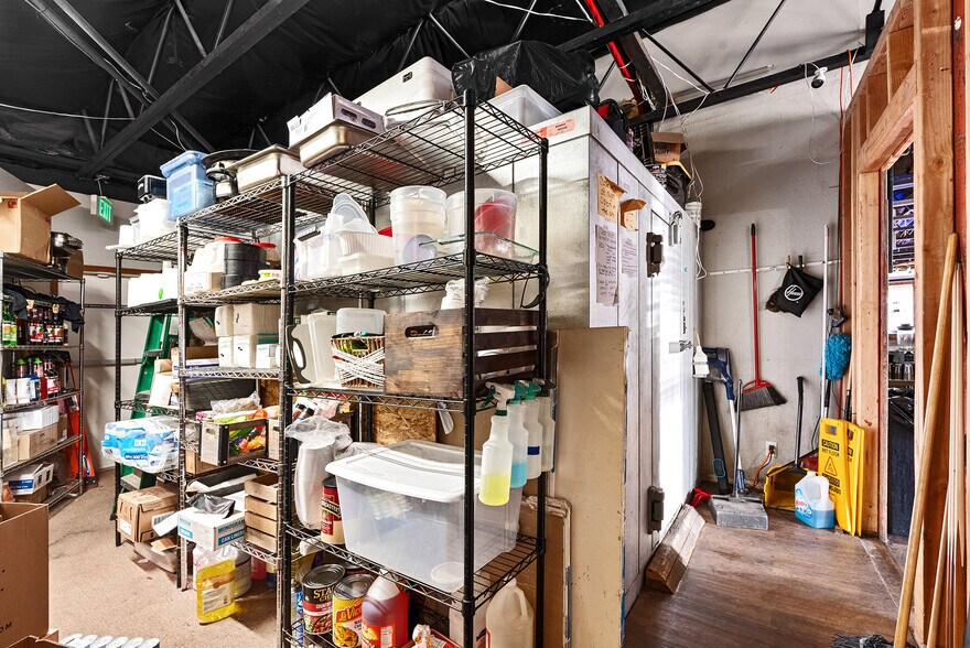 More Photos Of 7126 Skyway, Paradise Storefront Retail Office For Sale