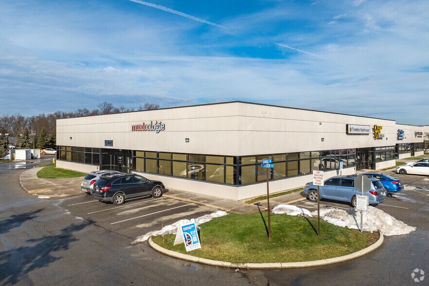 Primary Photo Of 8556 Cotter St, Lewis Center Office For Lease