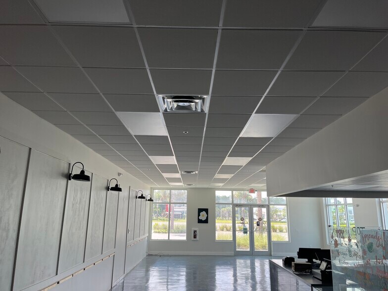 More Photos Of 145 Beachwalk Shore Dr, Saint Johns Freestanding For Lease