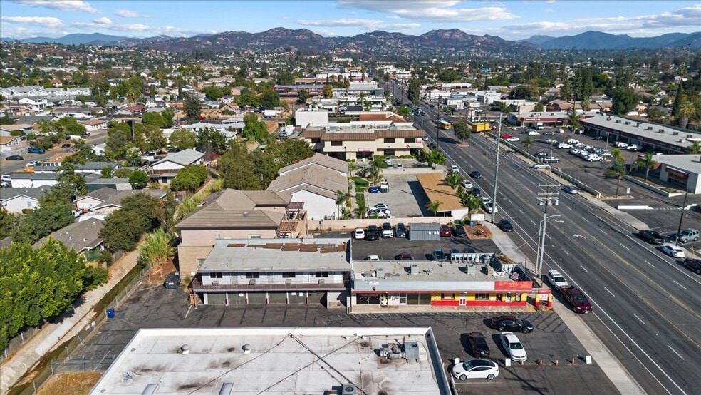 More Photos Of 1022-28 Broadway, El Cajon Storefront Retail Residential For Lease