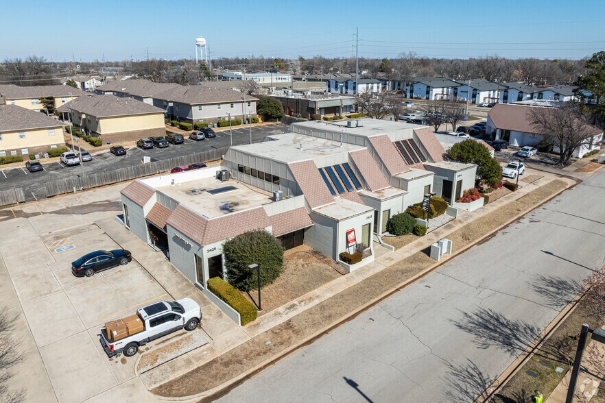 More Photos Of 2421 Wilcox Dr, Norman Office For Lease