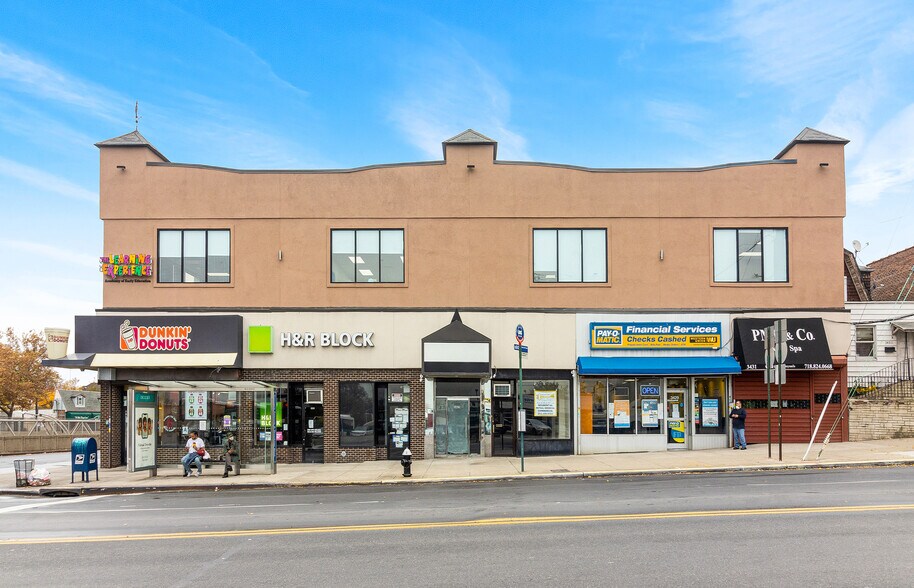 Primary Photo Of 3421-3431 E Tremont Ave, Bronx Storefront Retail Office For Lease