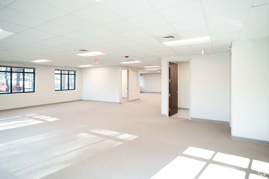 More Photos Of 1516 E Franklin St, Chapel Hill Office For Lease