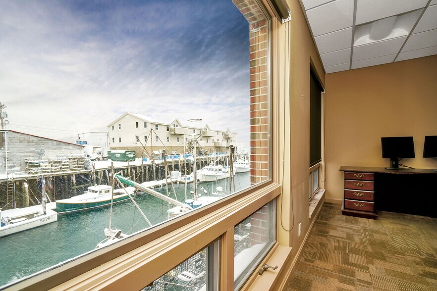 More Photos Of 50 Portland Pier, Portland Office For Lease