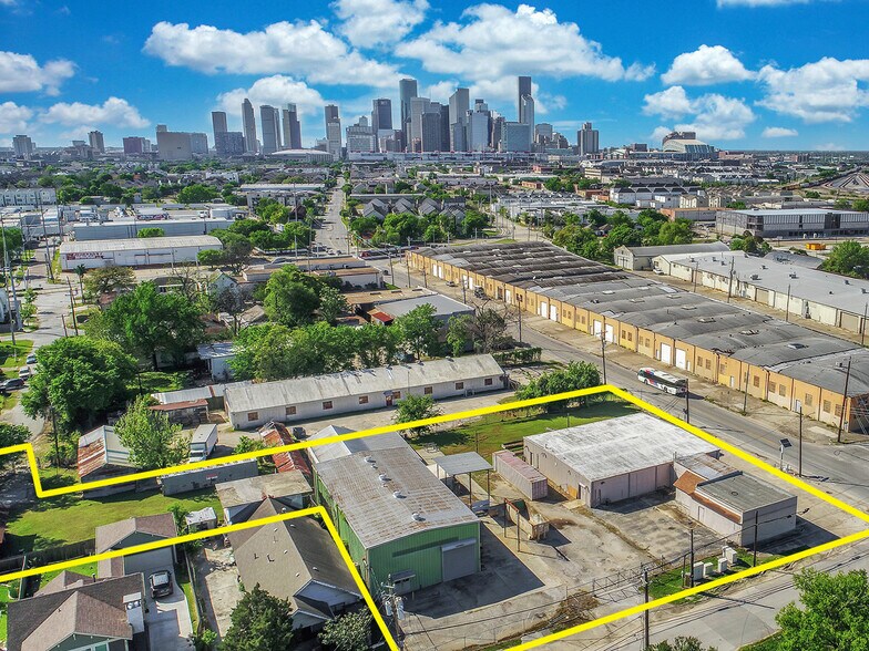 More Photos Of 3710 Polk St, Houston General Retail For Sale