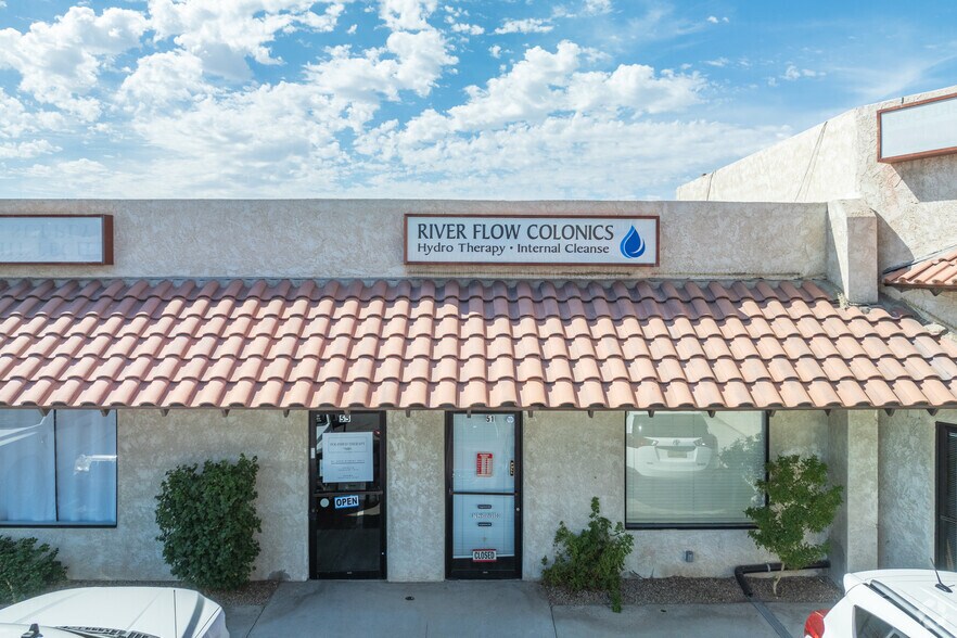 More Photos Of 2065 Highway 95, Bullhead City Storefront For Sale