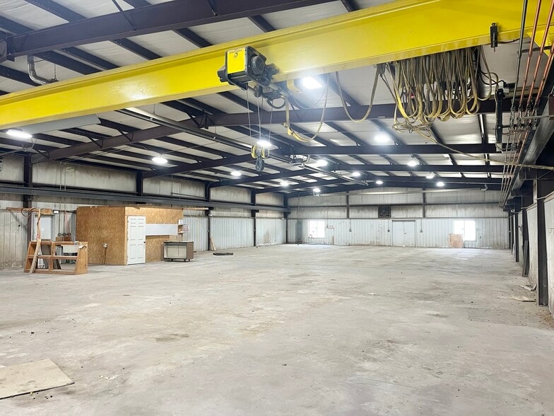 More Photos Of 37605 W 45th St, Shawnee Warehouse For Sale