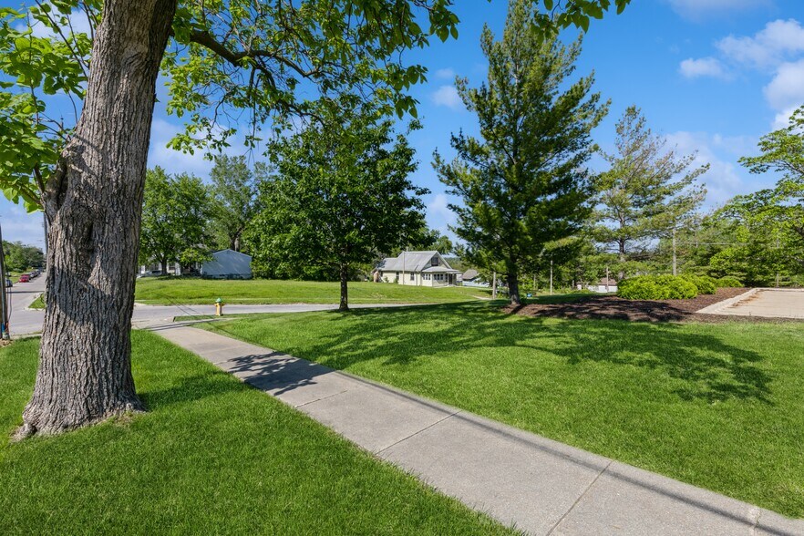 More Photos Of 1203 & 1221 4th Street, Des Moines Land For Sale