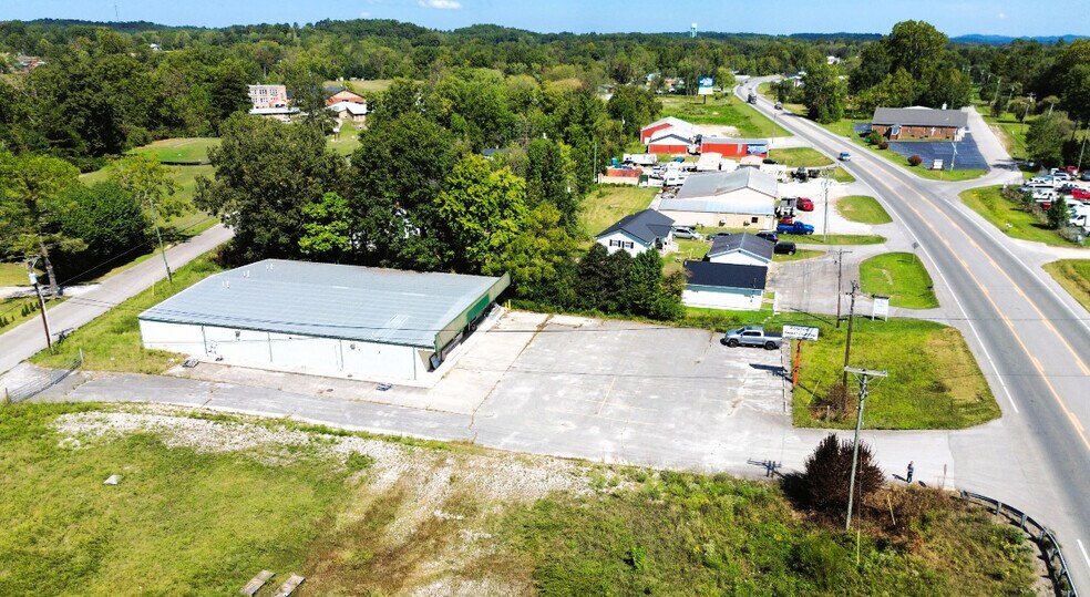 More Photos Of 645 Lily School Rd, Lily General Retail For Sale