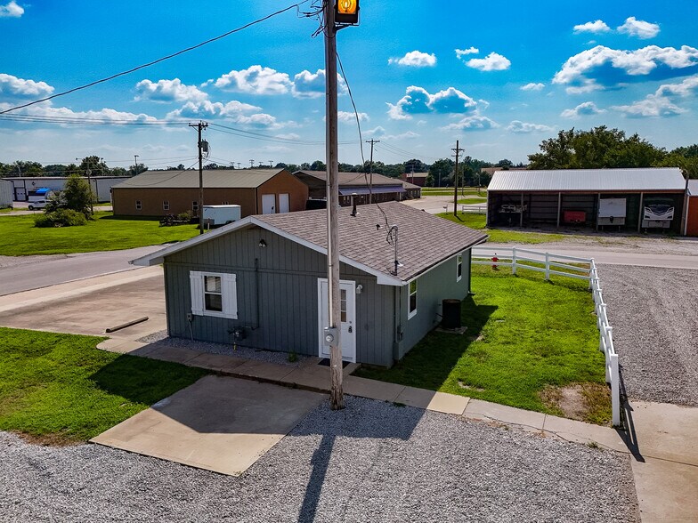 More Photos Of 1600 Park Lane Dr, Trenton Industrial For Sale