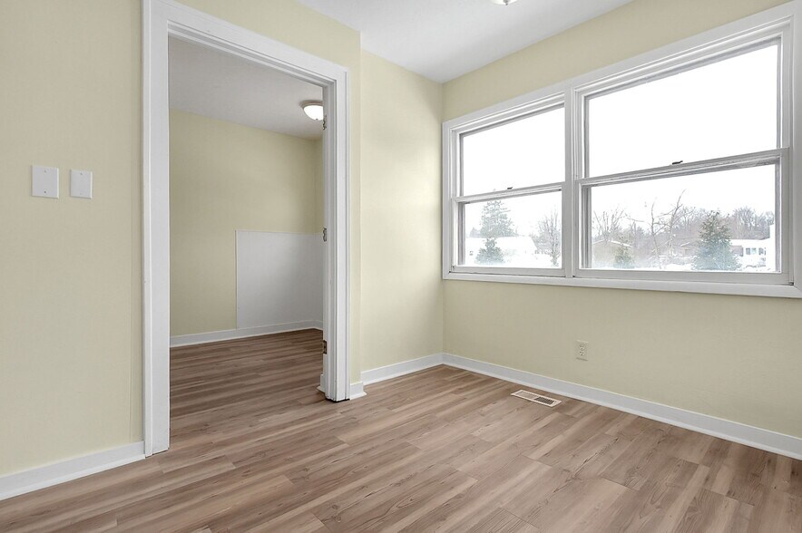 More Photos Of 1805 Columbus Rd, Granville Daycare Center For Sale
