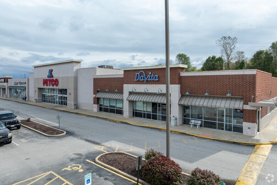 More Photos Of 309-319 Homer M Adams Pky, Alton General Retail For Lease