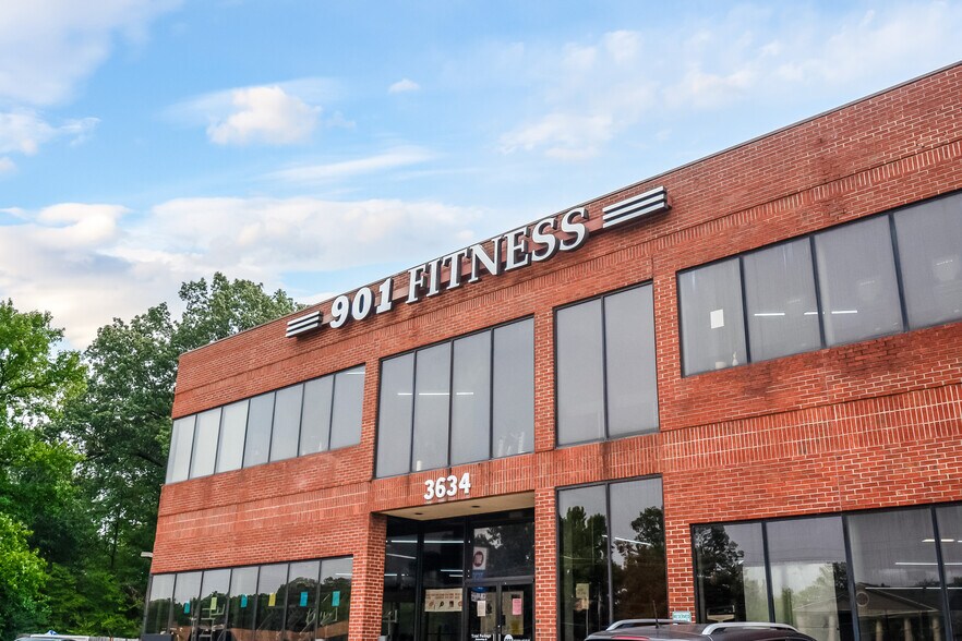 More Photos Of 3634 Austin Peay Hwy, Memphis Medical For Lease