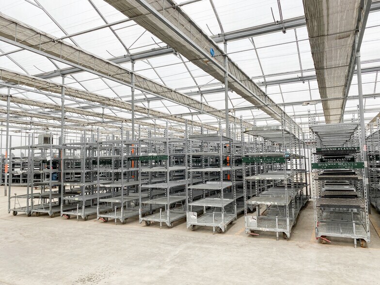 More Photos Of 1113 Herkimer Rd, Utica Distribution For Lease