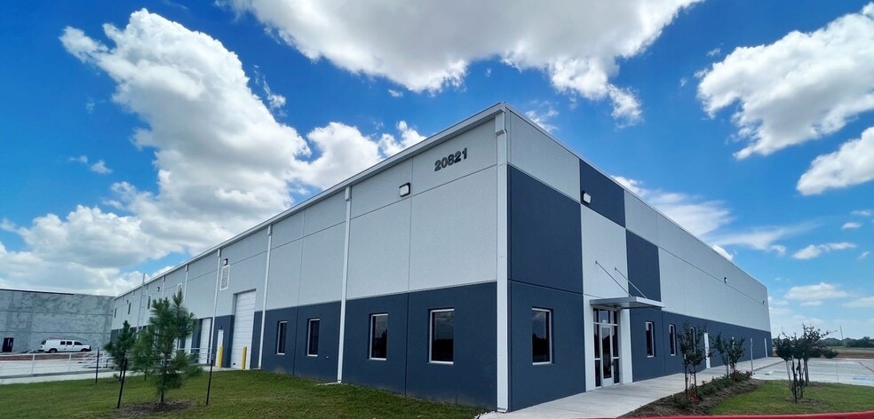Primary Photo Of 20821 Clay Center Dr, Katy Distribution For Sale