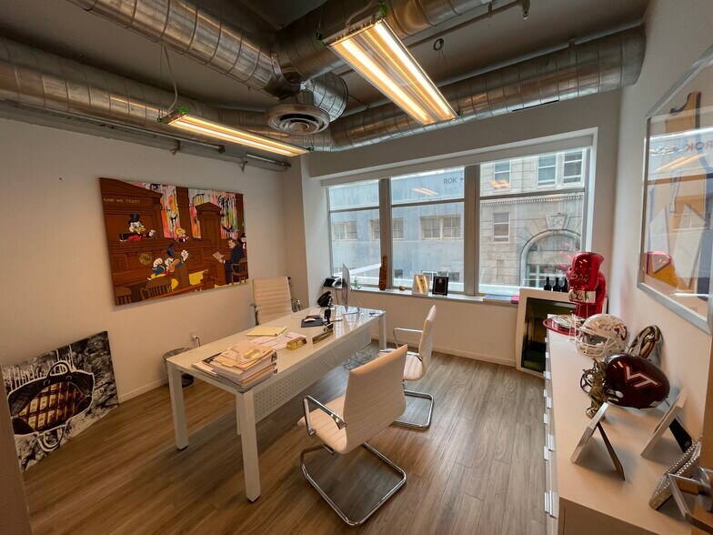 More Photos Of 14 NE 1st Ave, Miami Office For Sale