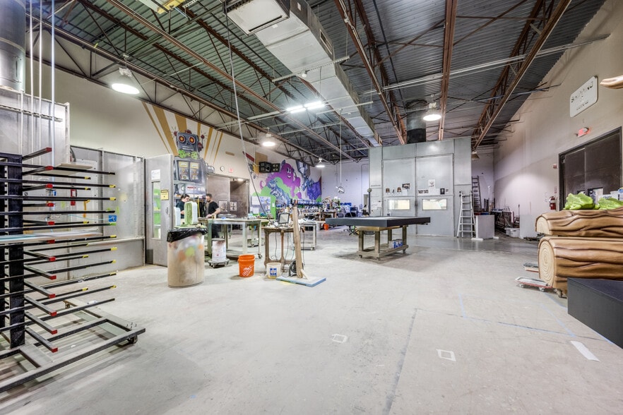 More Photos Of 1800 Shady Oaks Dr, Denton Light Distribution For Lease