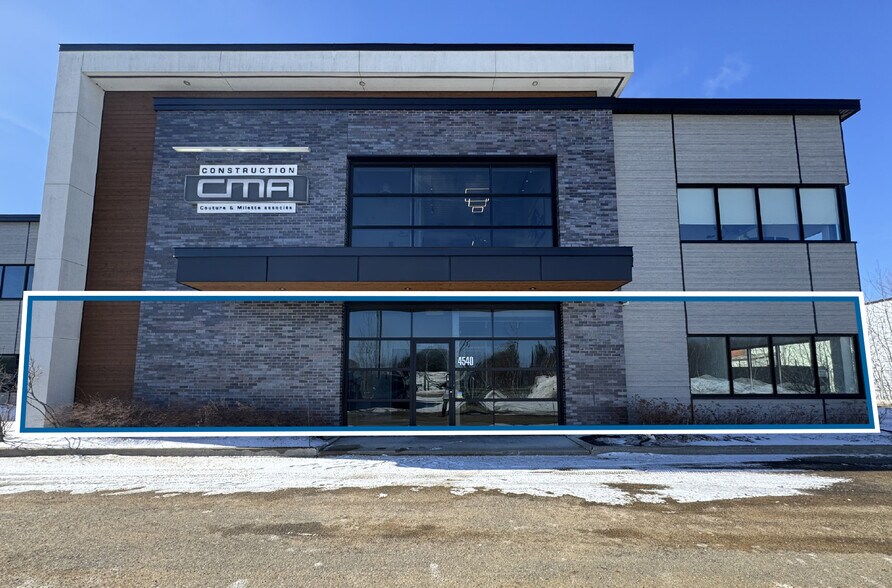 Primary Photo Of 4520-4540 Rue Charles-Malhiot, Trois-Rivières Office For Lease