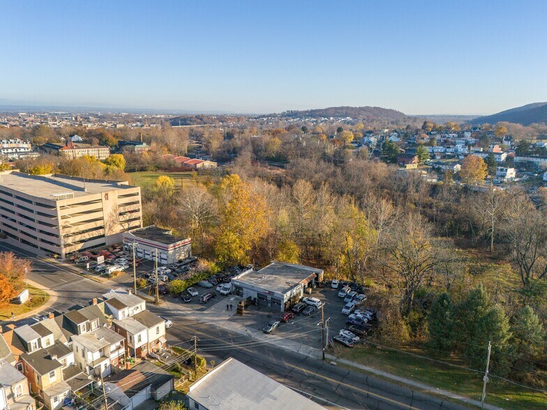 More Photos Of 1001-1015 S 5th St, Allentown Auto Repair For Sale