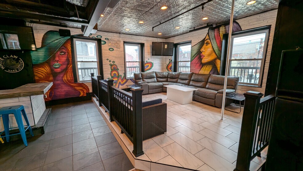 More Photos Of 1831 E Carson St, Pittsburgh Restaurant For Sale