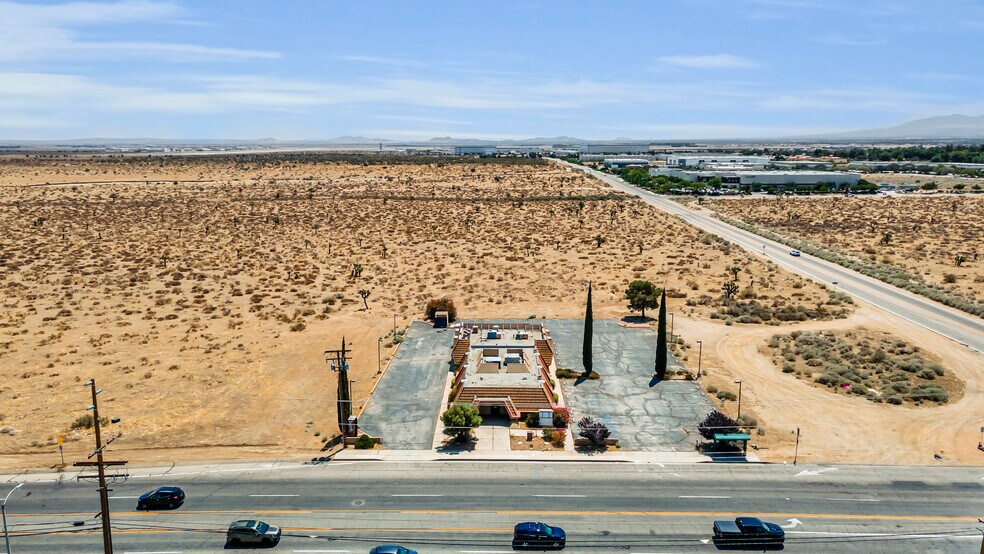 More Photos Of 40420 10th St W, Palmdale Freestanding For Sale