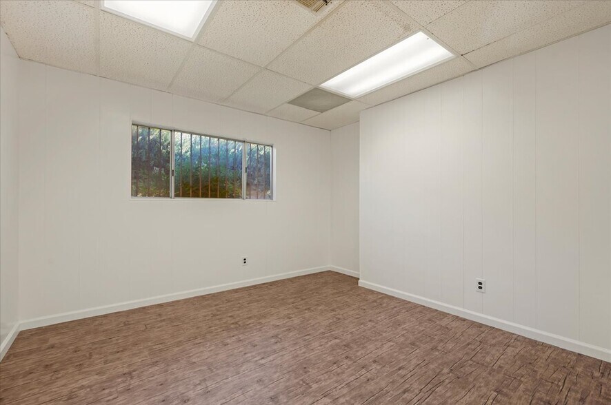 More Photos Of 531 N Alta Ave, Dinuba Office For Lease