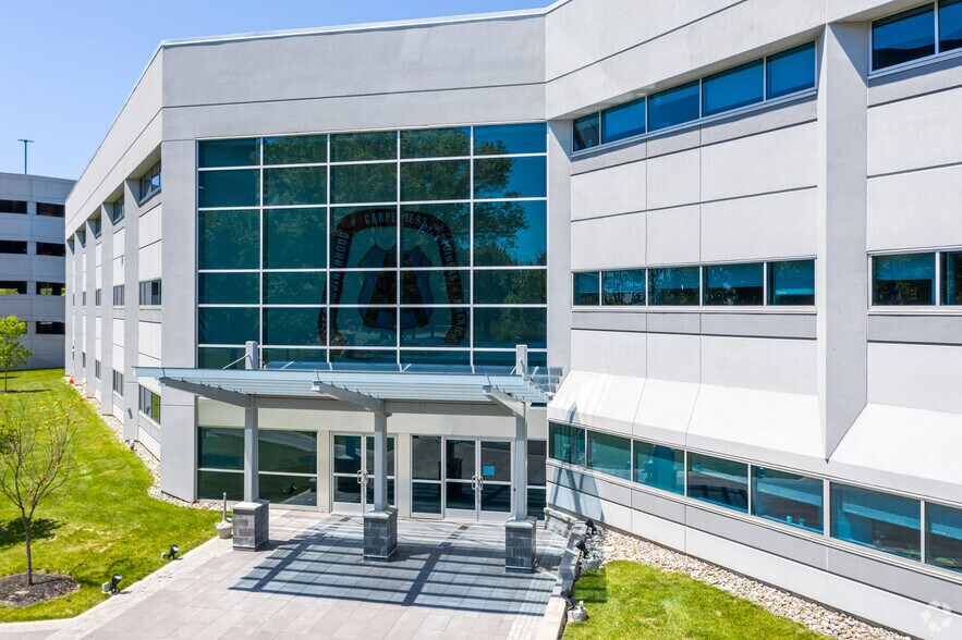 More Photos Of 91 Fieldcrest Ave, Edison Office For Lease