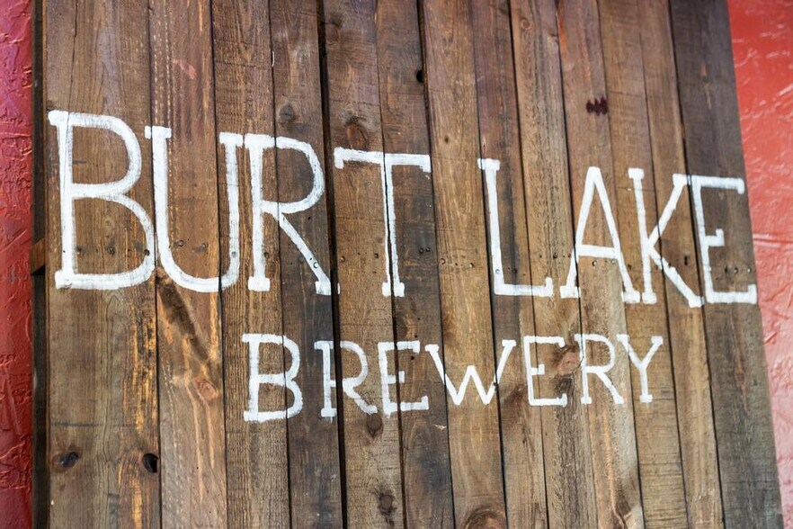 More Photos Of 9090 M-68, Alanson Storefront For Sale