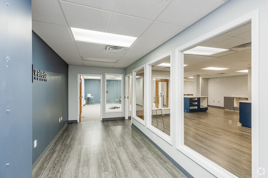 More Photos Of 250 Mt Lebanon Blvd, Pittsburgh Medical For Lease