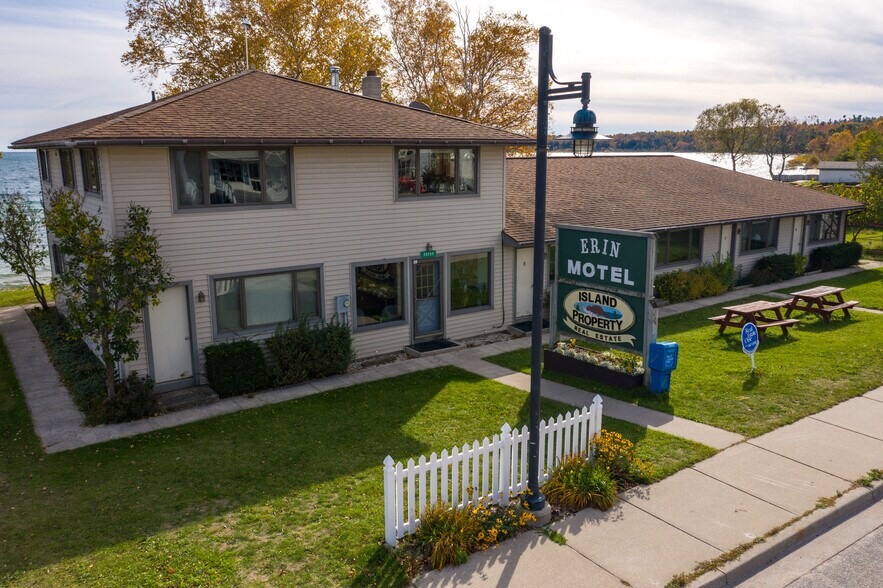 More Photos Of 26260 Main St, Beaver Island Hotel For Sale