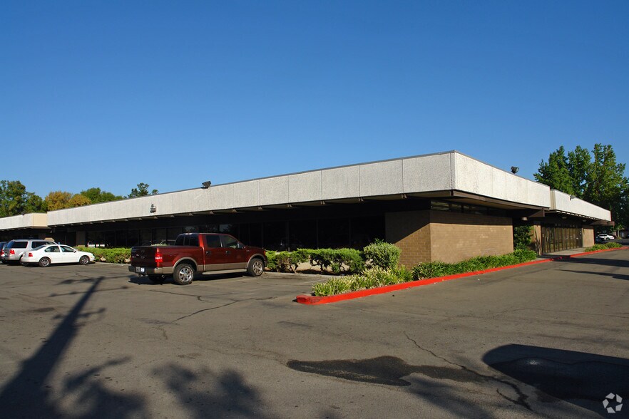 More Photos Of 1212 W Robinhood Dr, Stockton Unknown For Lease