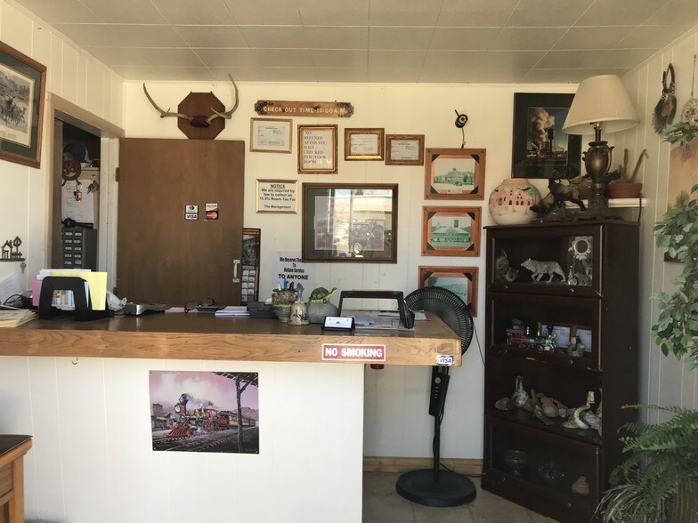 More Photos Of 1301 W Aultman St, Ely Hotel For Sale