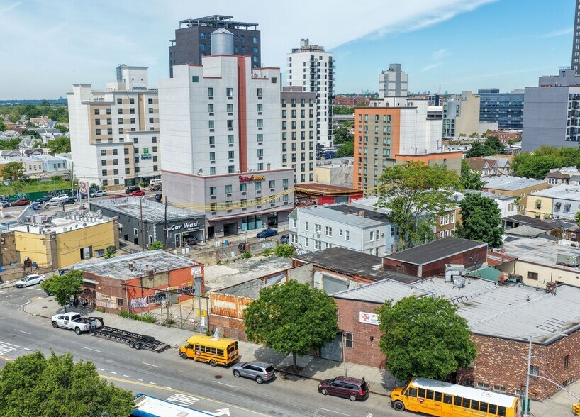 More Photos Of 147-17 Liberty Ave, Jamaica Warehouse For Sale