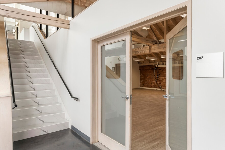 More Photos Of 201 Wilshire Blvd, Santa Monica Loft Creative Space For Lease
