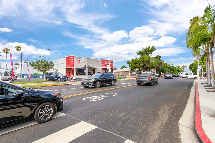 More Photos Of 4835-4837 Voltaire St, San Diego General Retail For Sale