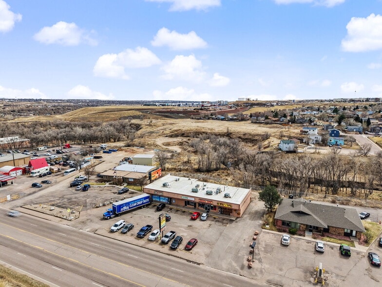 More Photos Of 1807 B St, Colorado Springs General Retail For Sale