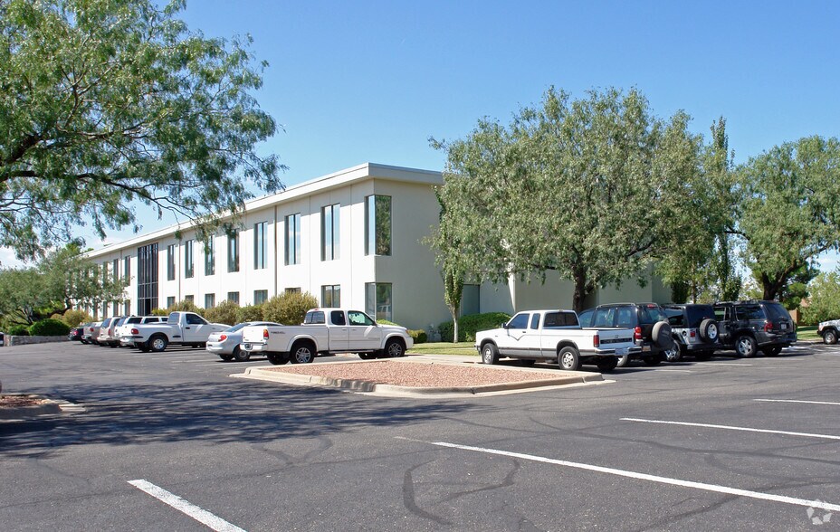 More Photos Of 444 Executive Center Blvd, El Paso Unknown For Lease